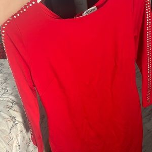 CARMEN MARC VALVO SIZE 4 used diamonds on sleeves